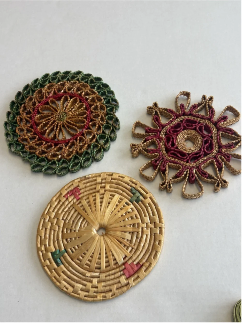 Lot of 3 VTG Wicker Straw Hot Pad Trivet Woven Rattan Raffia Wall Decor